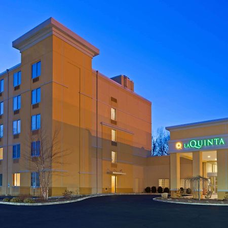 Отель La Quinta By Wyndham Данбери Экстерьер фото